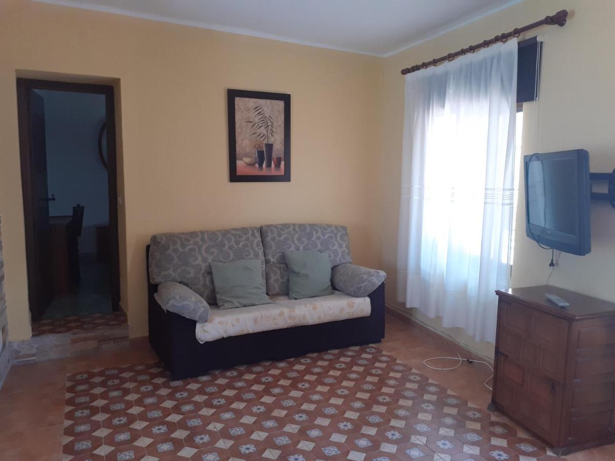 Apartamentos Isabel مارو المظهر الخارجي الصورة